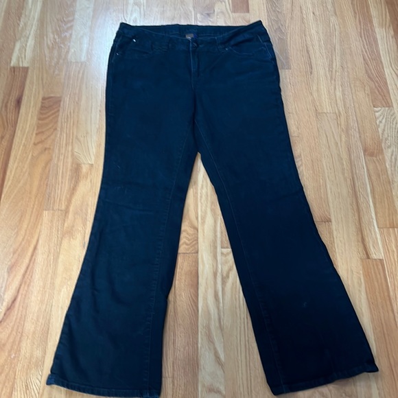 Jag Jeans - Picture 1 of 5